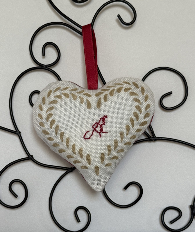 A. Kelsch, pochoir et broderie.