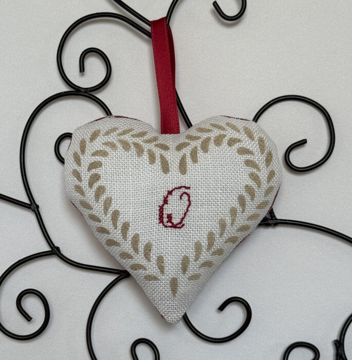 Q. Kelsch, pochoir et broderie.