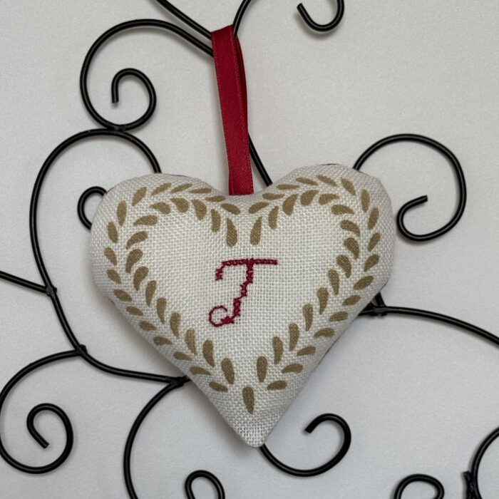 T. Kelsch, pochoir et broderie.